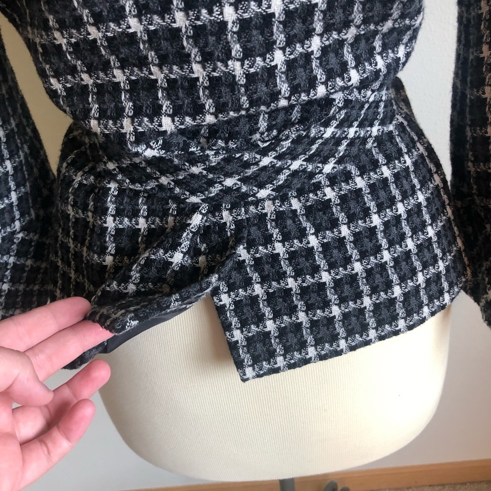 Semantiks Pattern Large Jacket - Picture 7 of 8